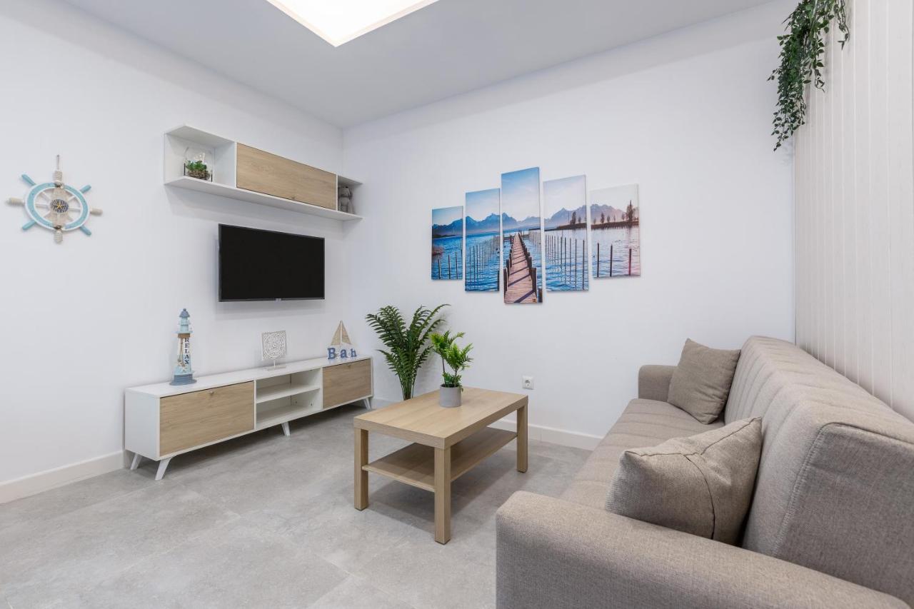 Victoria'S Apartamentos Малага Екстер'єр фото
