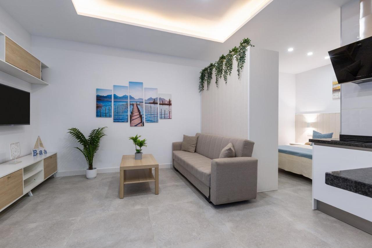 Victoria'S Apartamentos Малага Екстер'єр фото