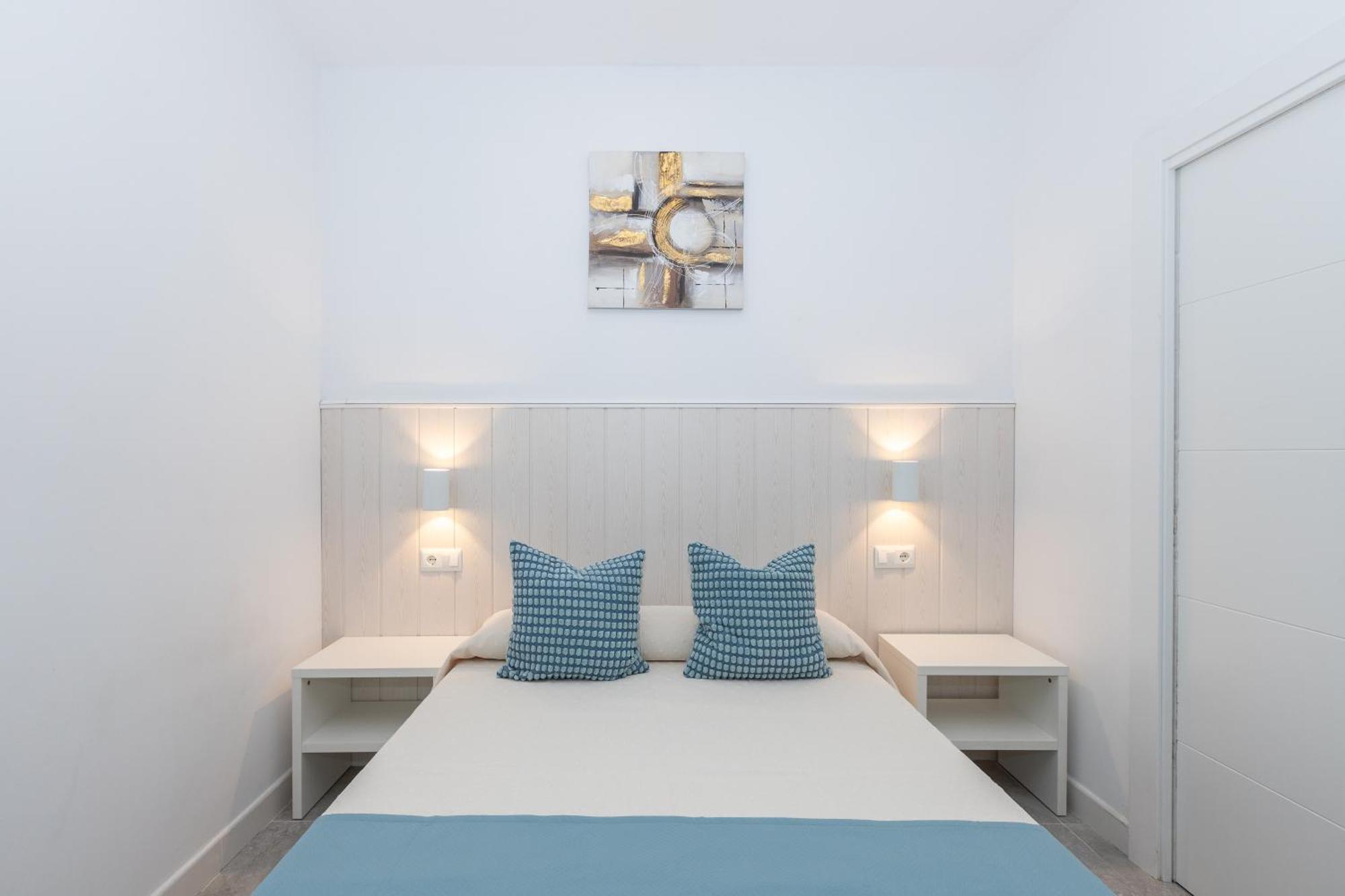 Victoria'S Apartamentos Малага Екстер'єр фото
